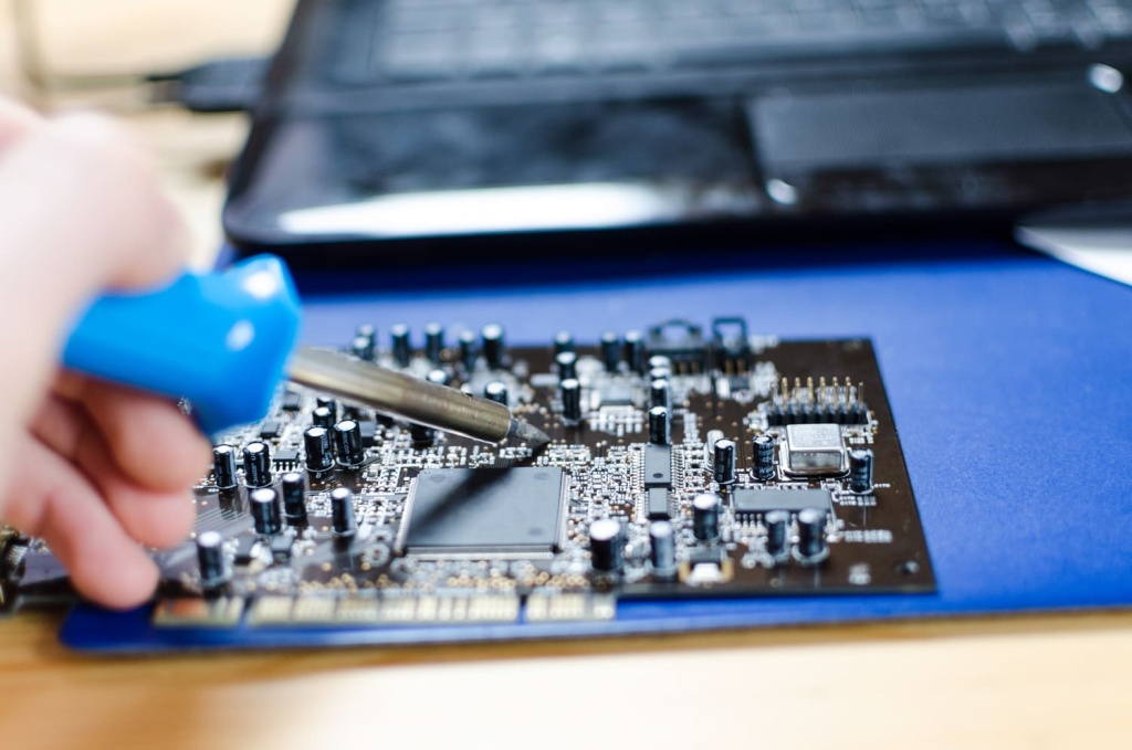 Радиодетали в современных телевизорах | ООО «СПЕКТР ДМ»